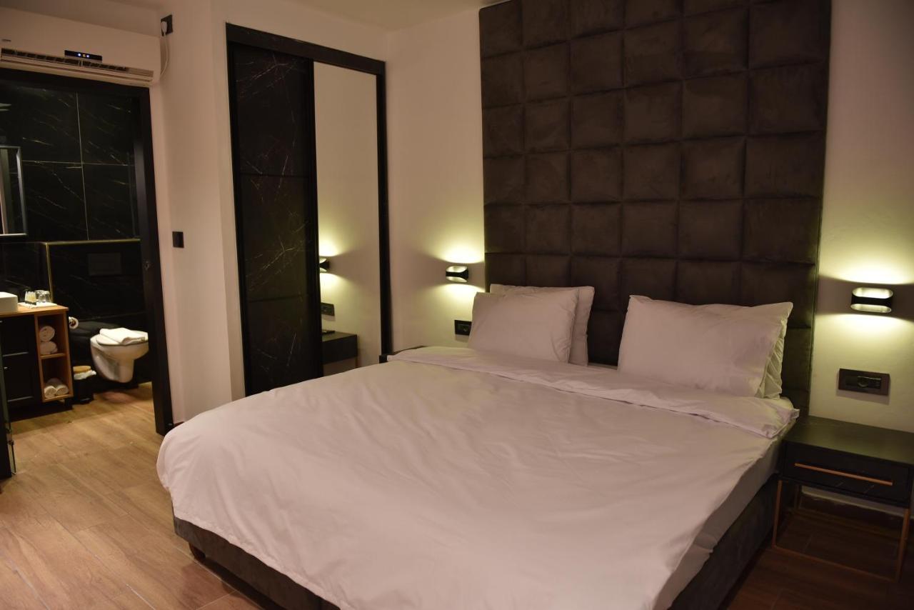 Selfie'S Boutique Hotel Tiberiade Esterno foto