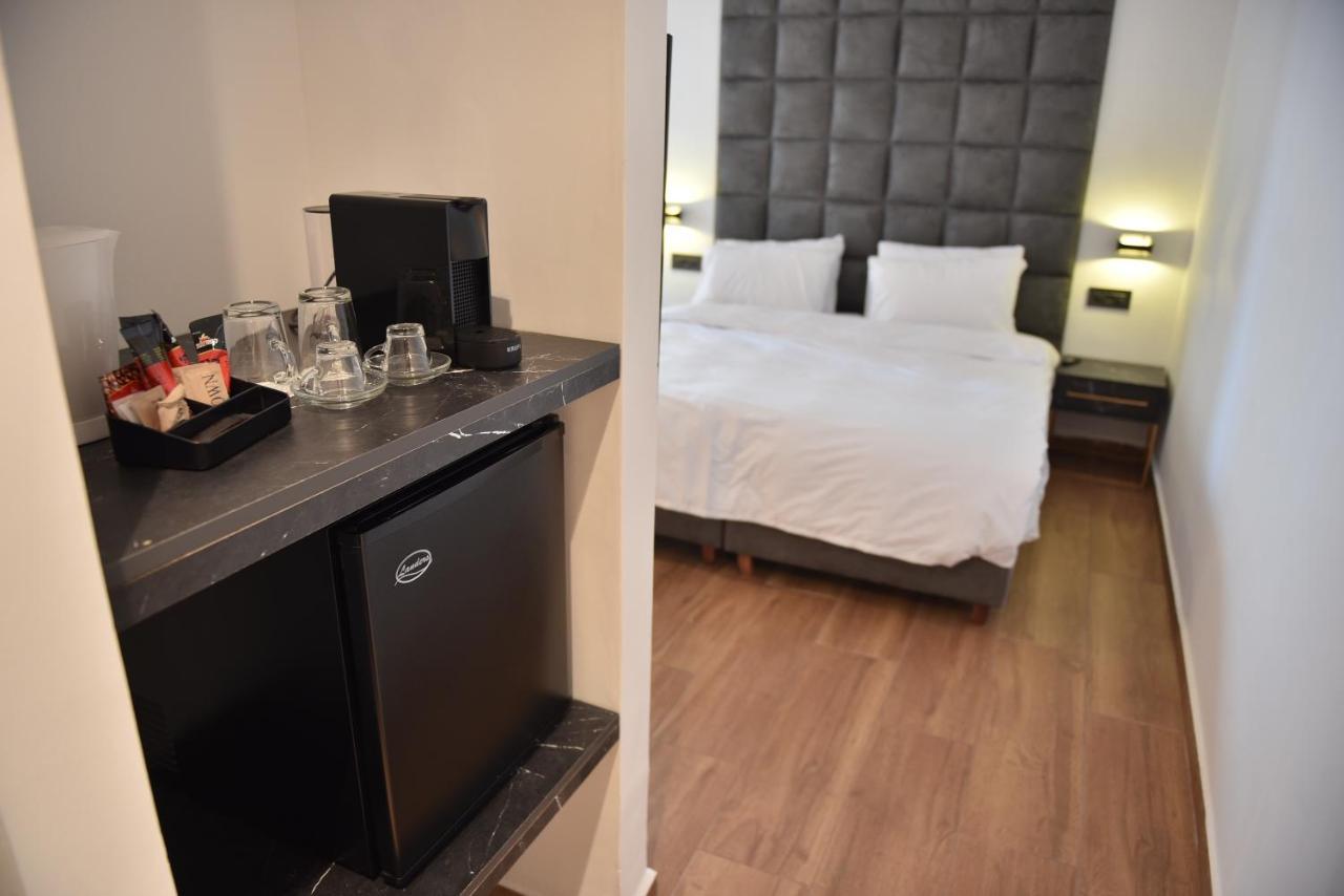 Selfie'S Boutique Hotel Tiberiade Esterno foto