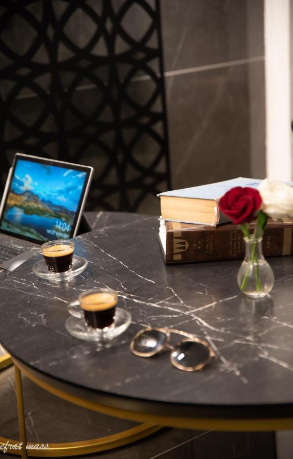 Selfie'S Boutique Hotel Tiberiade Esterno foto